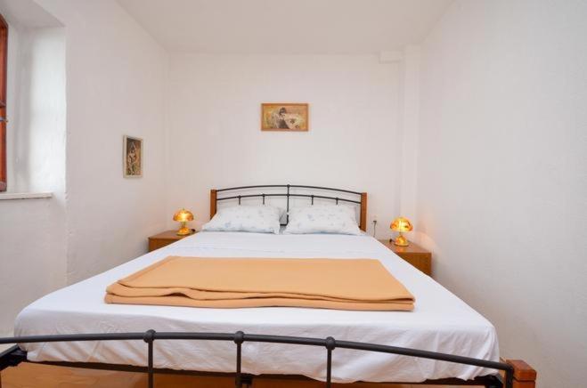 Apartments With A Parking Space Brela, Makarska - 11552 外观 照片