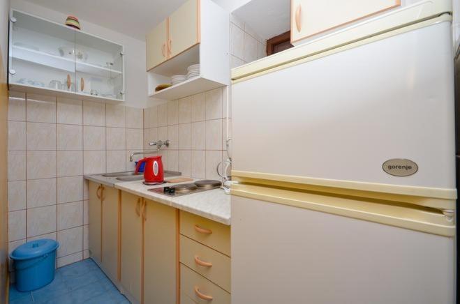 Apartments With A Parking Space Brela, Makarska - 11552 外观 照片