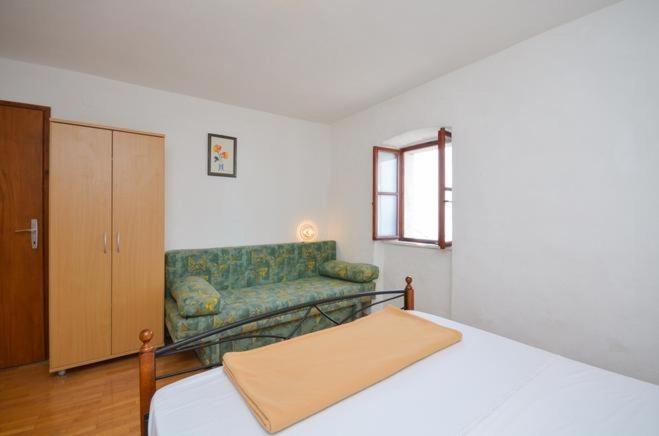Apartments With A Parking Space Brela, Makarska - 11552 客房 照片